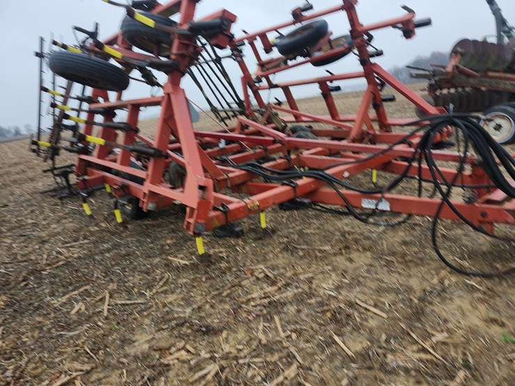 case-ih-4800-image-12