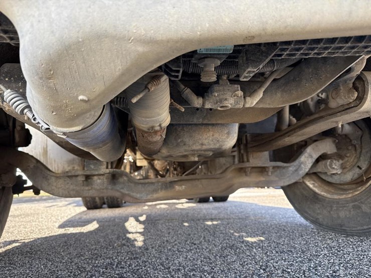 #1994-•-1999-volvo-day-cab-truck-tractor-image-53