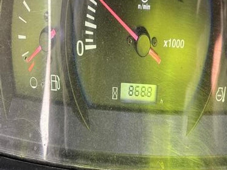 2022-kubota-l3902hst-image-21