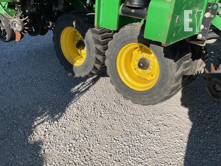 john-deere-db60-image-6