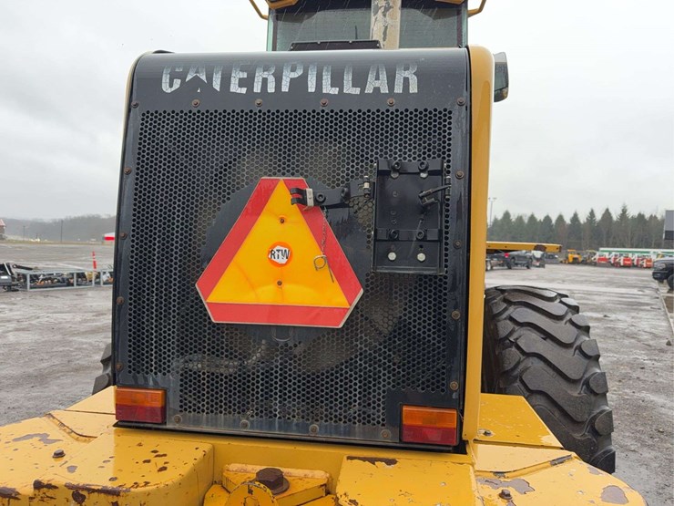 2006-caterpillar-930g-image-15