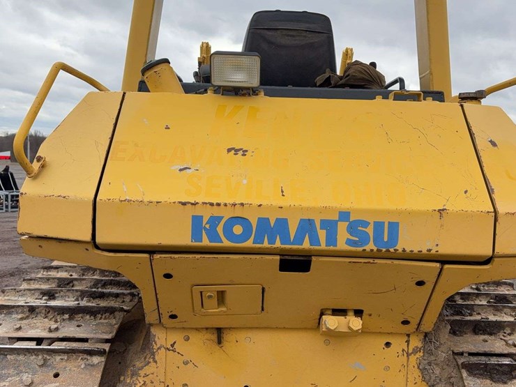 2002-komatsu-d65ex-image-19