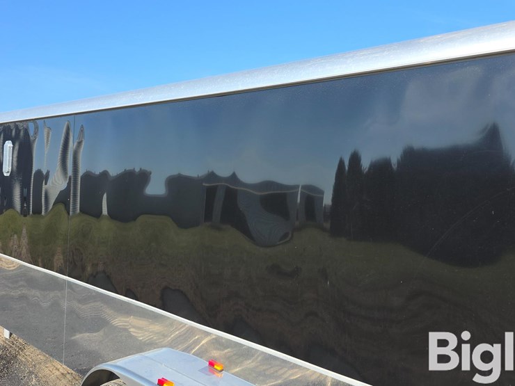 2014-aluma-ltd-ae718ta-t/a-enclosed-trailer-image-15