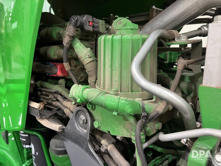 john-deere-8r-340-image-64