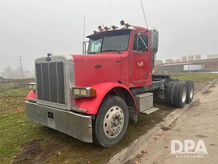1999-peterbilt-379-image-62