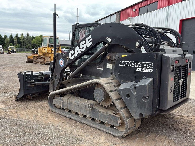 2021-case-dl550-image-4