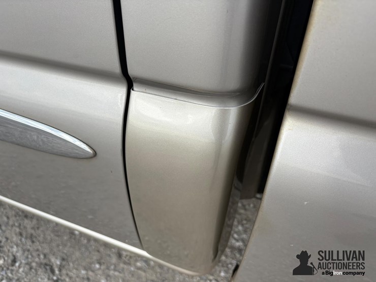 gmc-sierra-2500-image-18