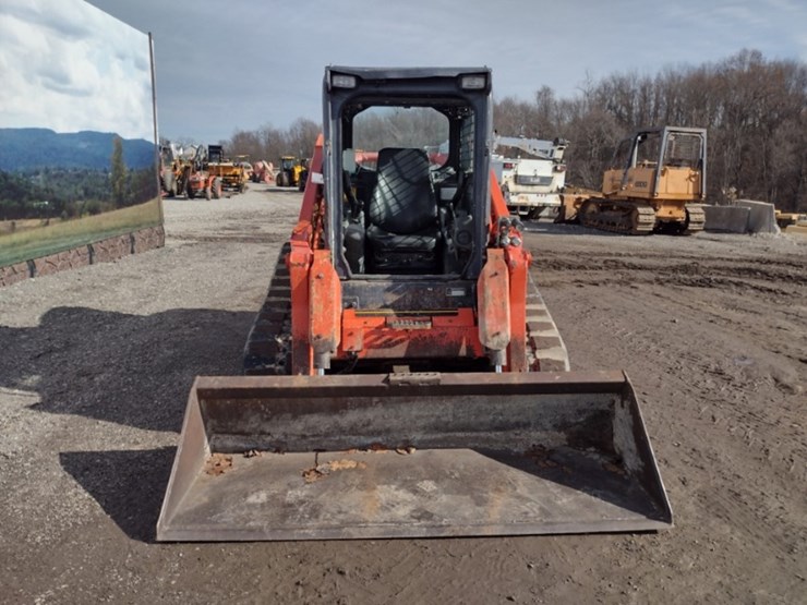 kubota-svl90-2-image-2