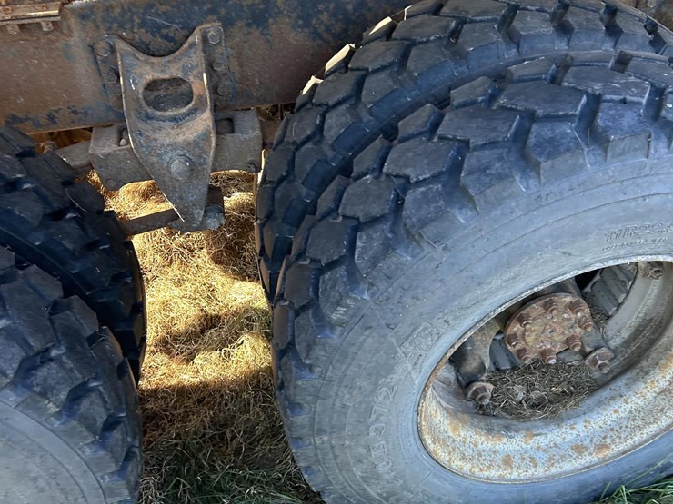 1986-international-f2375-image-37