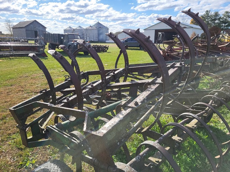 brillion-wheel-drag-harrow-image-17