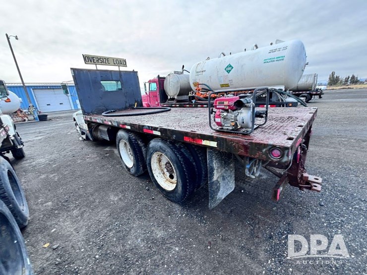 kenworth-t600a-image-13