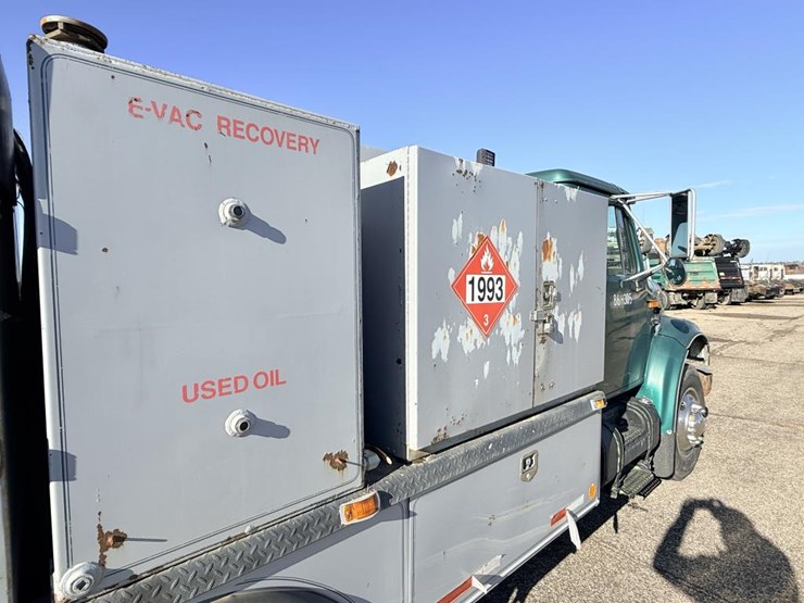 international-4700-image-29