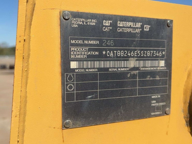 caterpillar-246-image-18