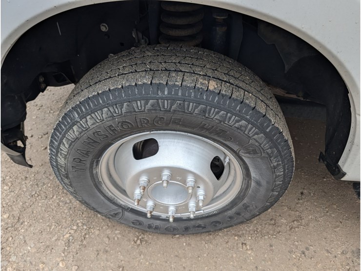 2018-ford-f350-image-13