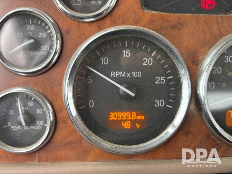 peterbilt-378-image-92