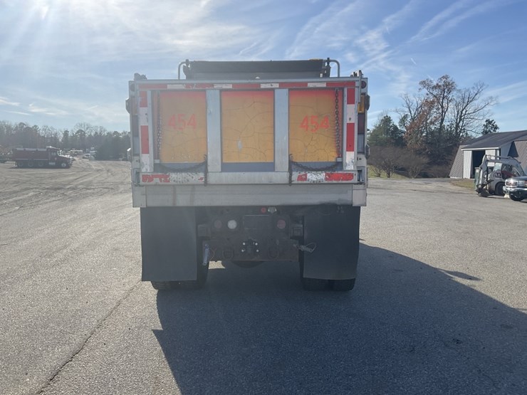 international-workstar-7600-image-4