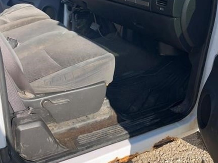 2008-chevrolet-silverado-1500-image-16