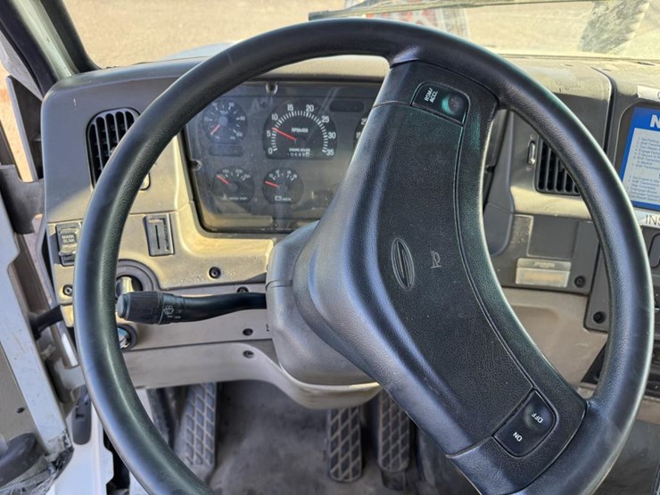 2002-vactor-2100-image-89