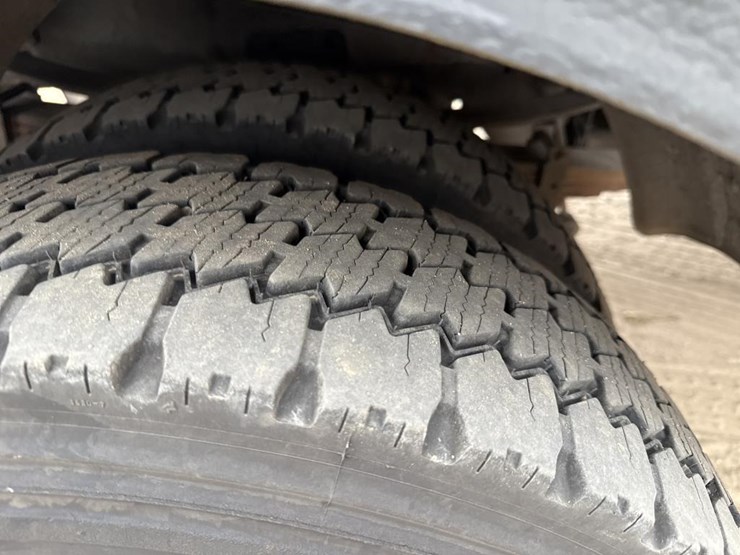 ford-f550-xlt-image-50