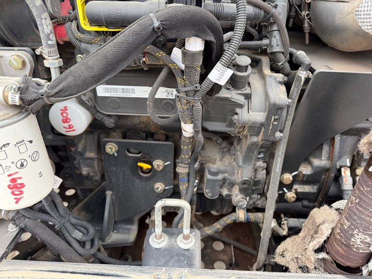 2018-genie-gth636-image-33