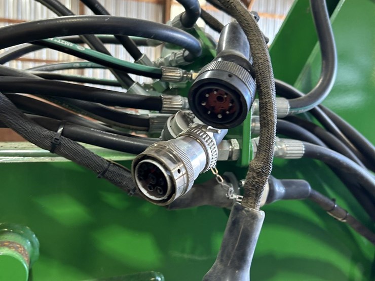 2014-john-deere-db60-image-61