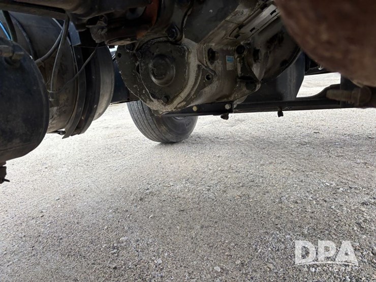 mack-r686st-image-50