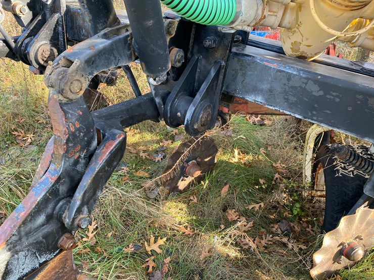 #1300-•-ag-gator-2004-injector-applicator-(colfax,-wi)-image-68