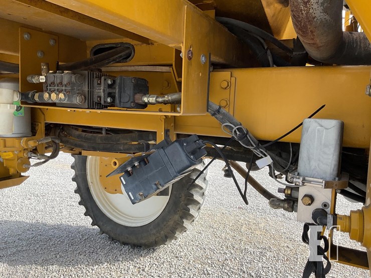 ag-chem-rogator-854-image-15