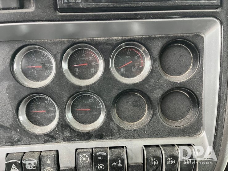 kenworth-t800-image-59