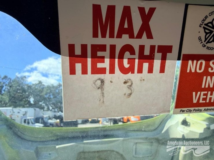 international-durastar-4400-image-17