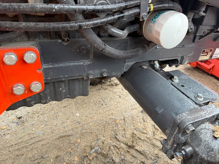 kubota-l4701-image-33