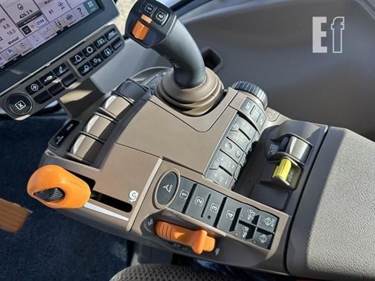 2023-john-deere-6r-155-image-58