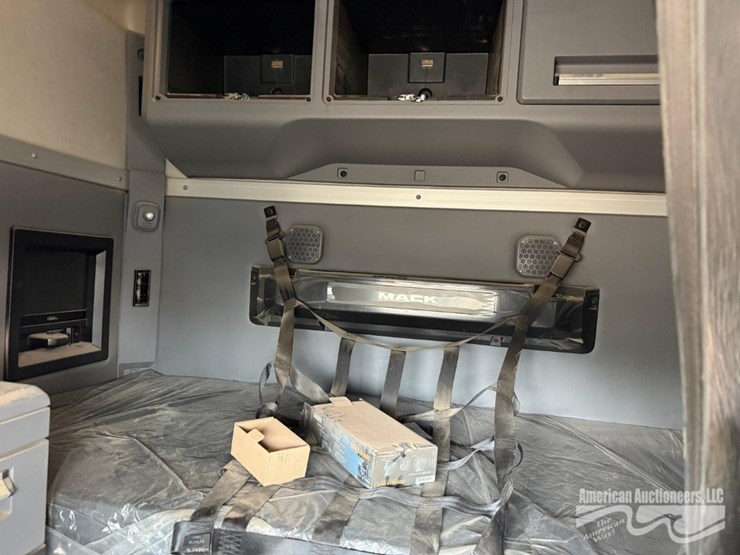 2020-mack-anthem-truck,-vin-#-1m1an4gy6lm017262-image-2