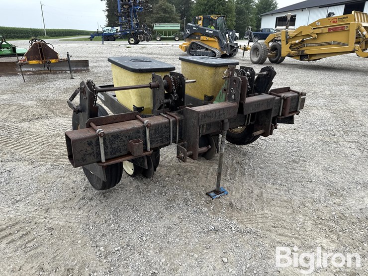 shop-made-2-row-planter-image-3