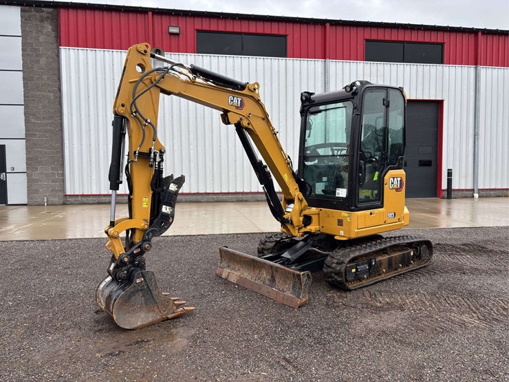 2023-caterpillar-303-image-1