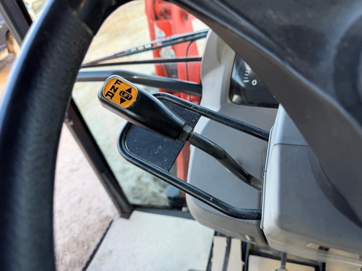 kubota-m108s-image-24