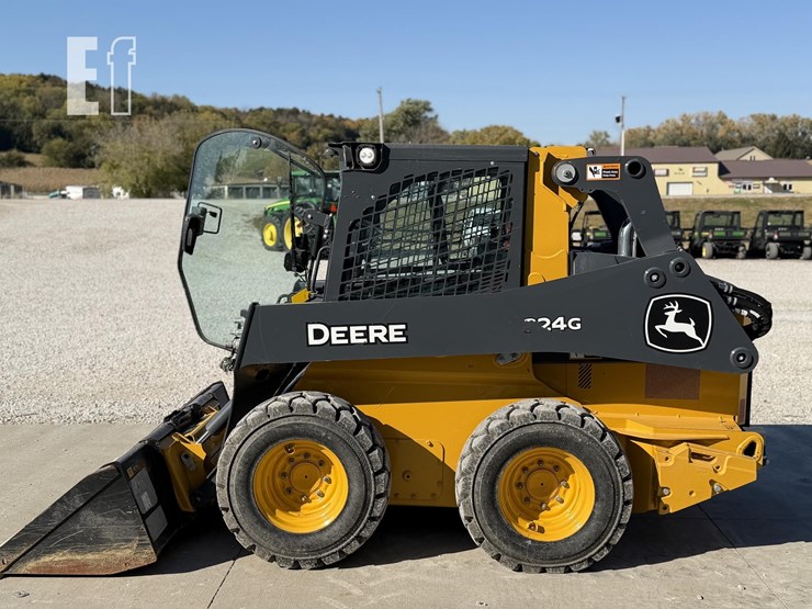 deere-324g-image-31