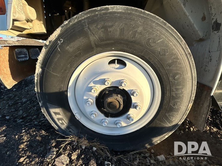 international-4700-image-26