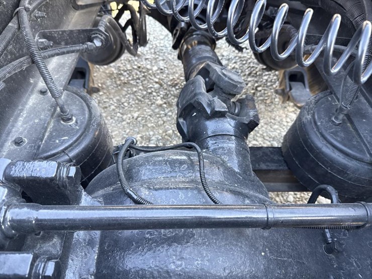 2012-peterbilt-389-image-67