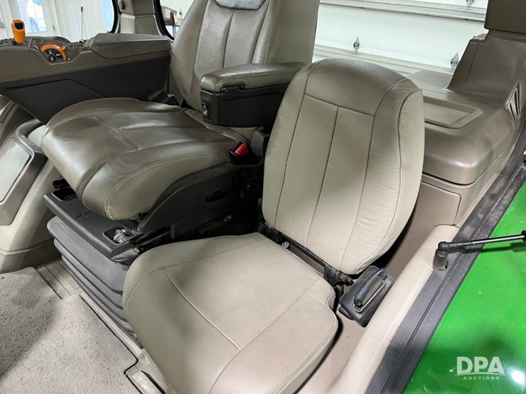 john-deere-8r-340-image-47