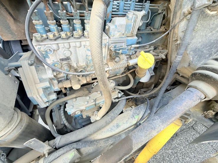 international-4700-image-56