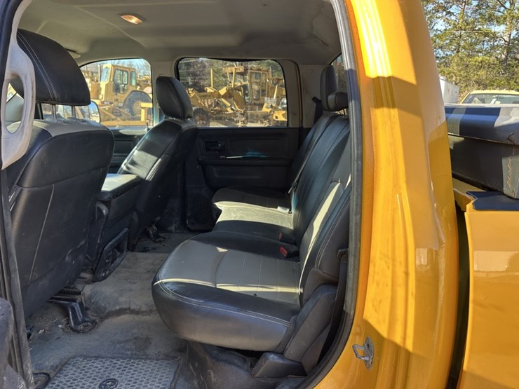 2012-dodge-ram-2500-image-30