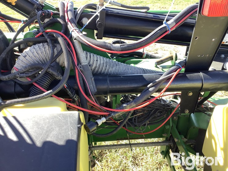 john-deere-1720-image-11