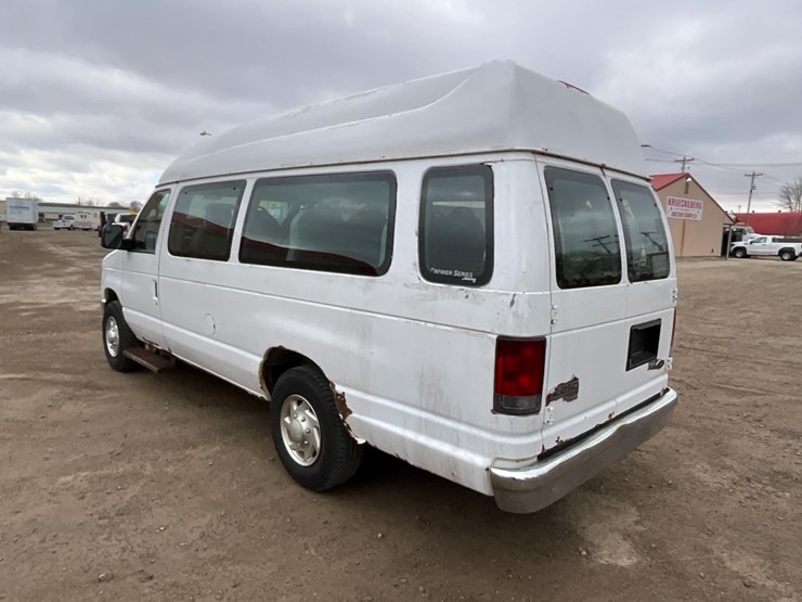 ford-e250-image-10
