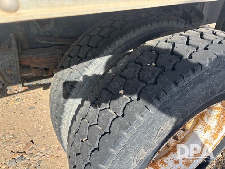 freightliner-fl106-image-30