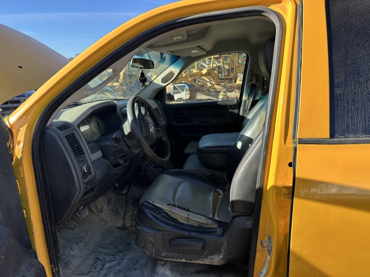 2012-dodge-ram-2500-image-31