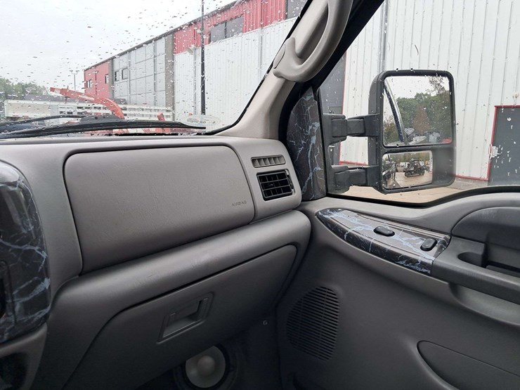 2001-ford-f350-image-22