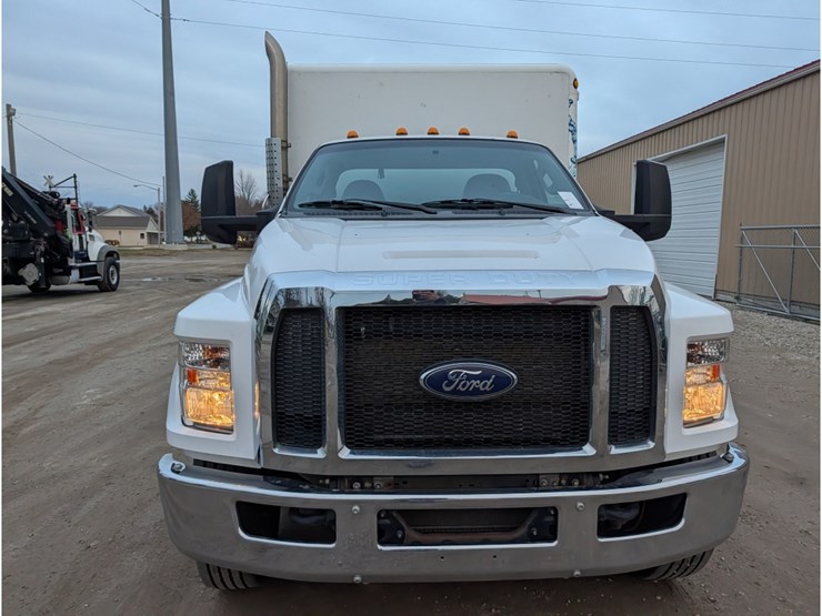 ford-f650-image-2