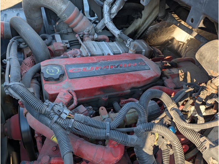 2016-international-durastar-4300-image-16