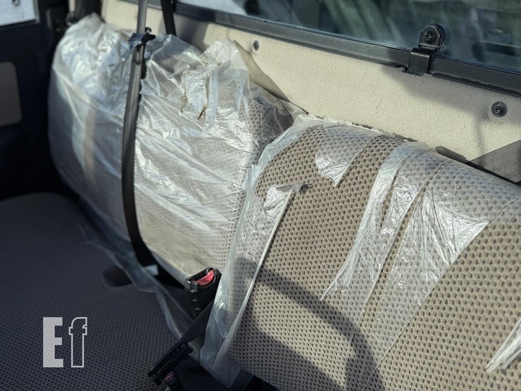 john-deere-gator-xuv-835r-image-24